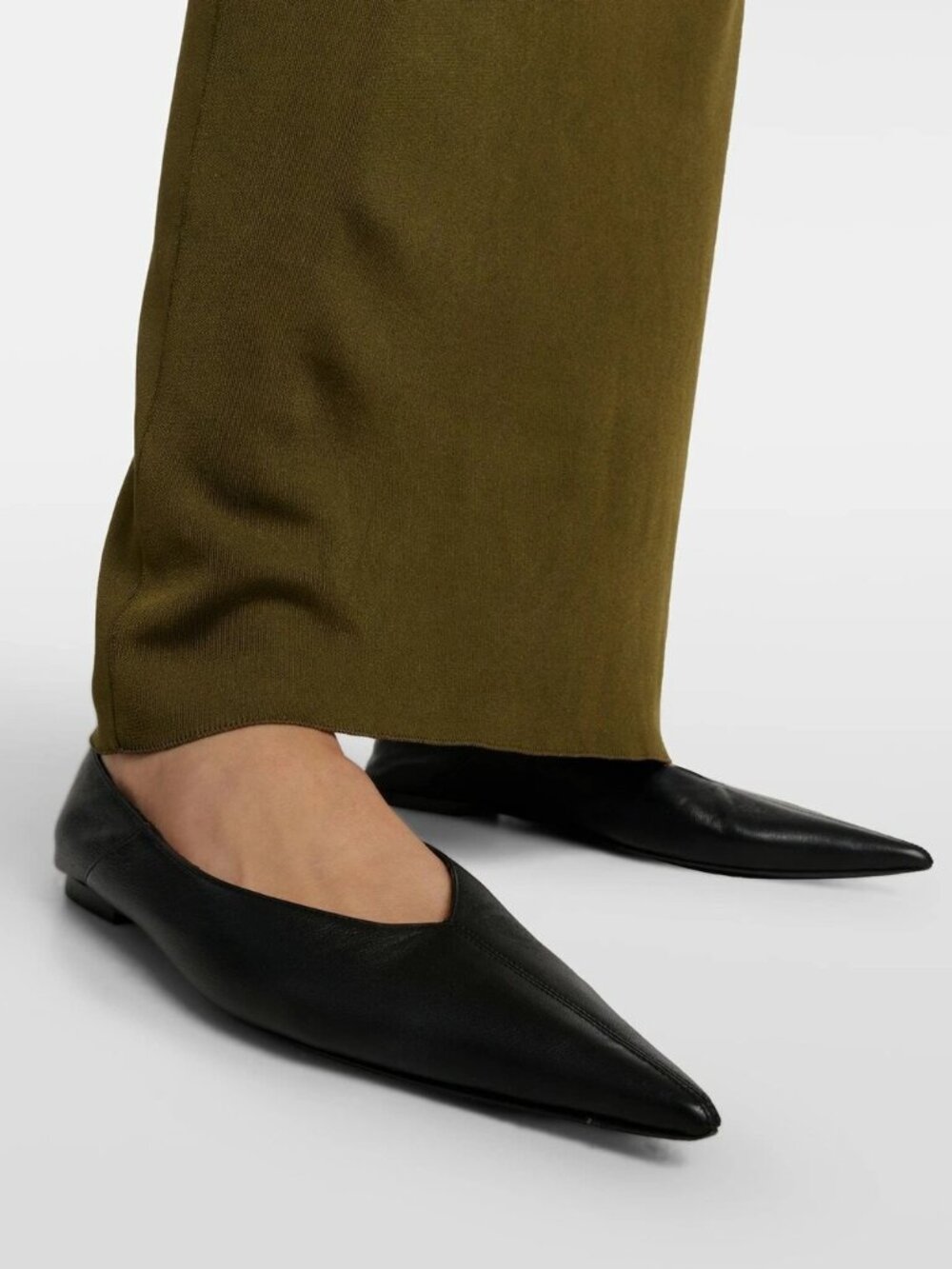 Saint Laurent Black Carolyn Pointed Satin and Leather Ballet Flat Sz 38.5